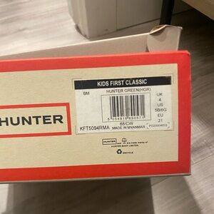Hunter baby boots size 4